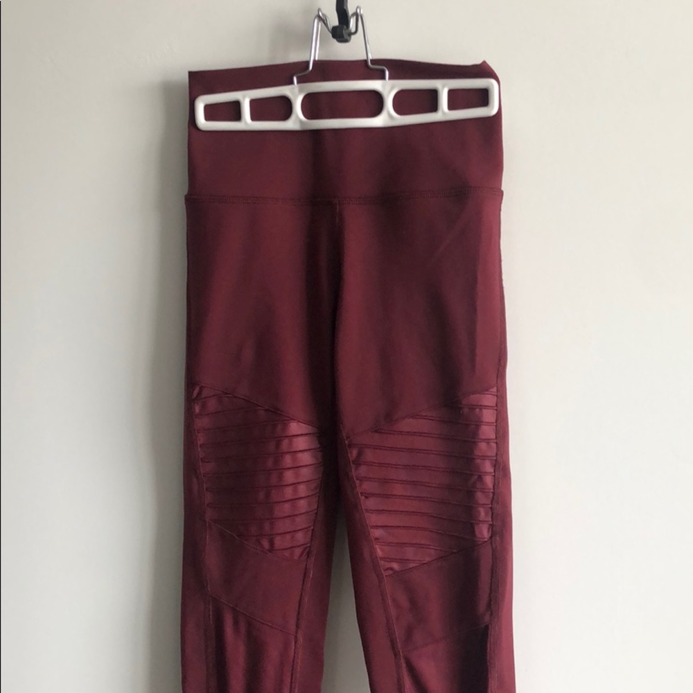 ALO Yoga Moto legging